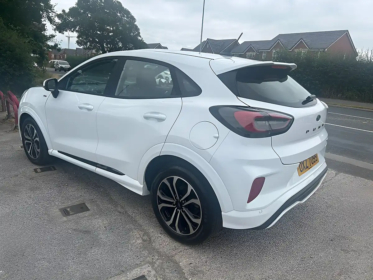 Used 2020 Ford Puma ST-Line White - Interior and Exterior details 2