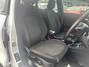 Used 2020 Ford Puma ST-Line White - Interior and Exterior details 5