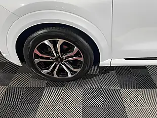 Used 2020 Ford Puma ST-Line White - Interior and Exterior details 14