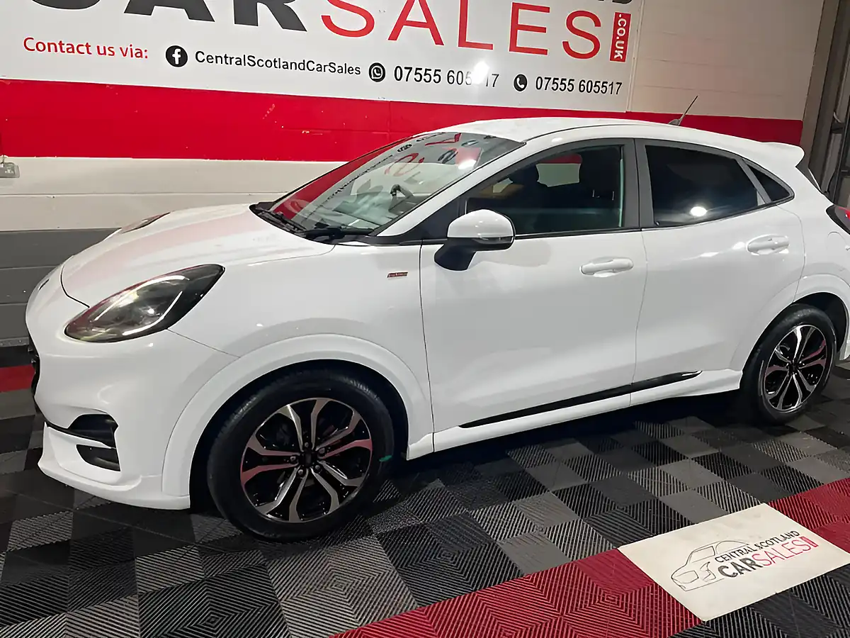 Used 2020 Ford Puma ST-Line White - Interior and Exterior details 2