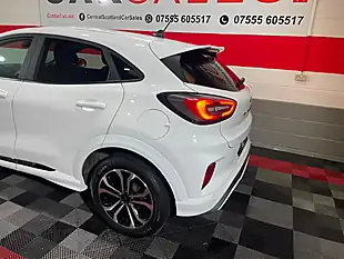 Used 2020 Ford Puma ST-Line White - Interior and Exterior details 9
