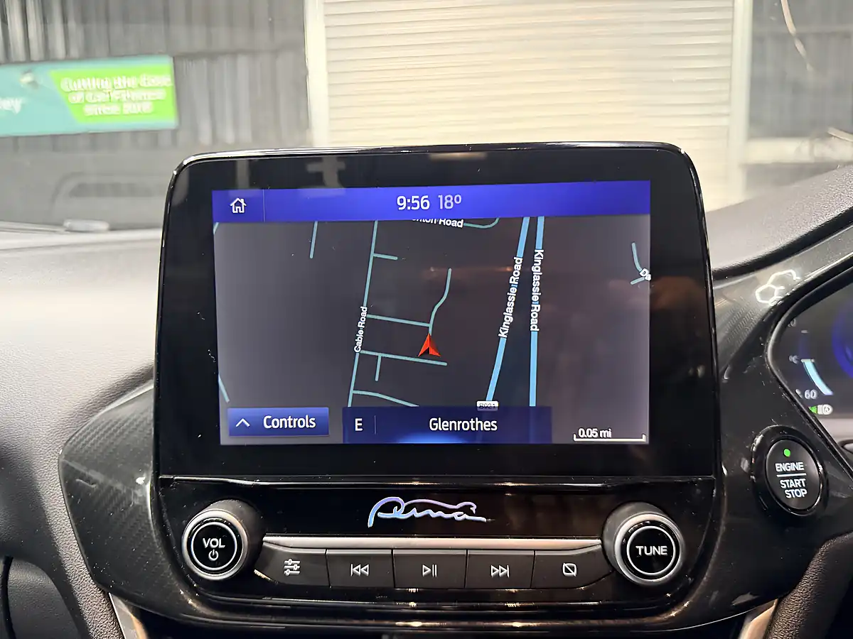 Used 2020 Ford Puma ST-Line White - Interior and Exterior details 20