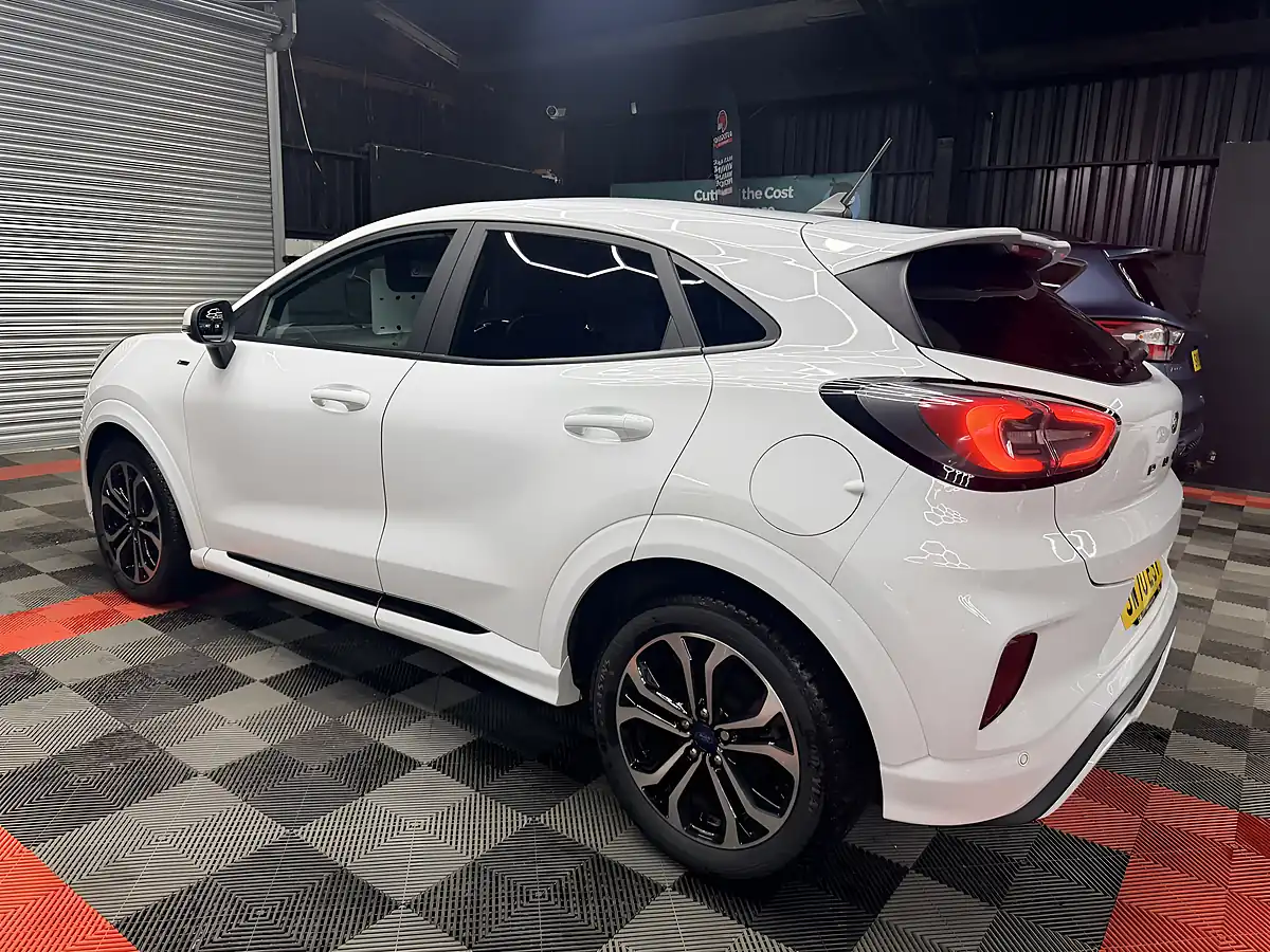 Used 2020 Ford Puma ST-Line White - Interior and Exterior details 5