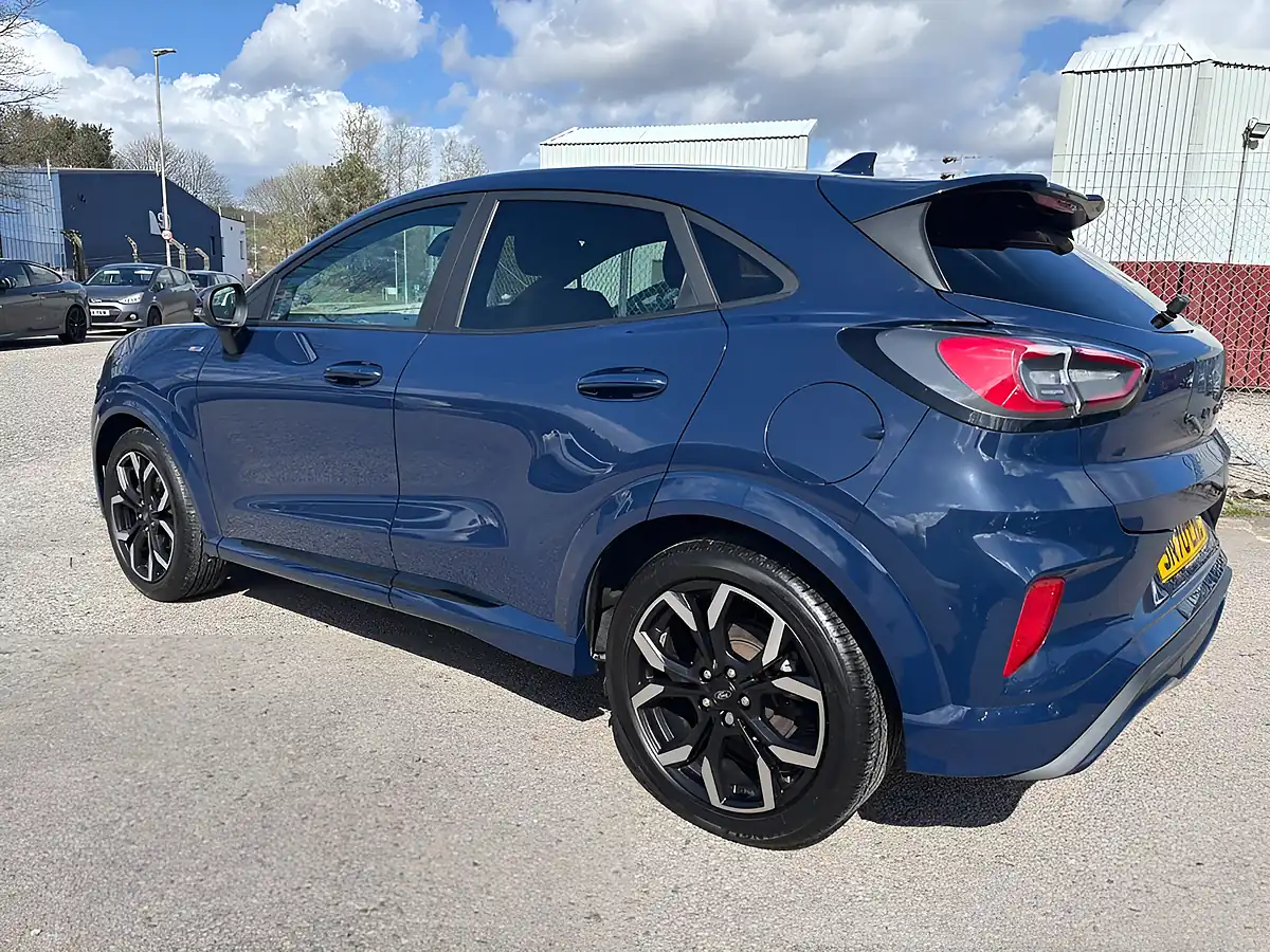 Used 2020 Ford Puma ST-Line X Blue - Interior and Exterior details 7