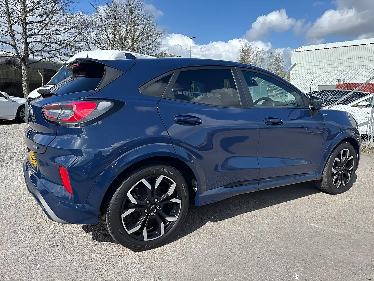 Used 2020 Ford Puma ST-Line X Blue - Interior and Exterior details 9