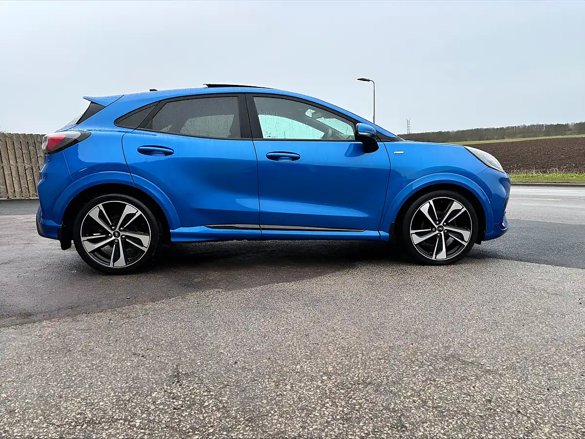 Used 2020 Ford Puma ST-Line X Blue - Interior and Exterior details 10