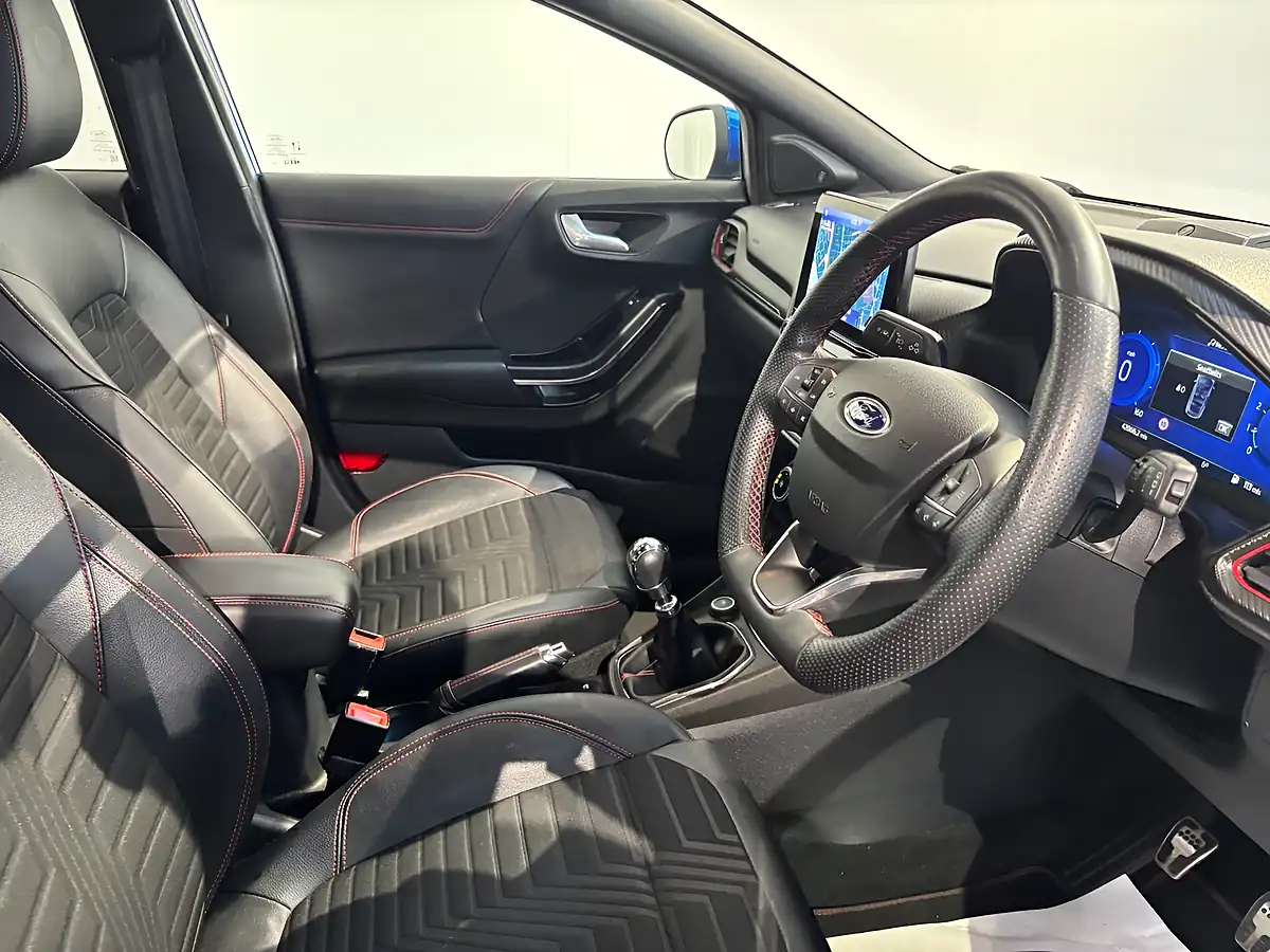 Used 2020 Ford Puma ST-Line X Desert Island Blue - Interior and Exterior details 13
