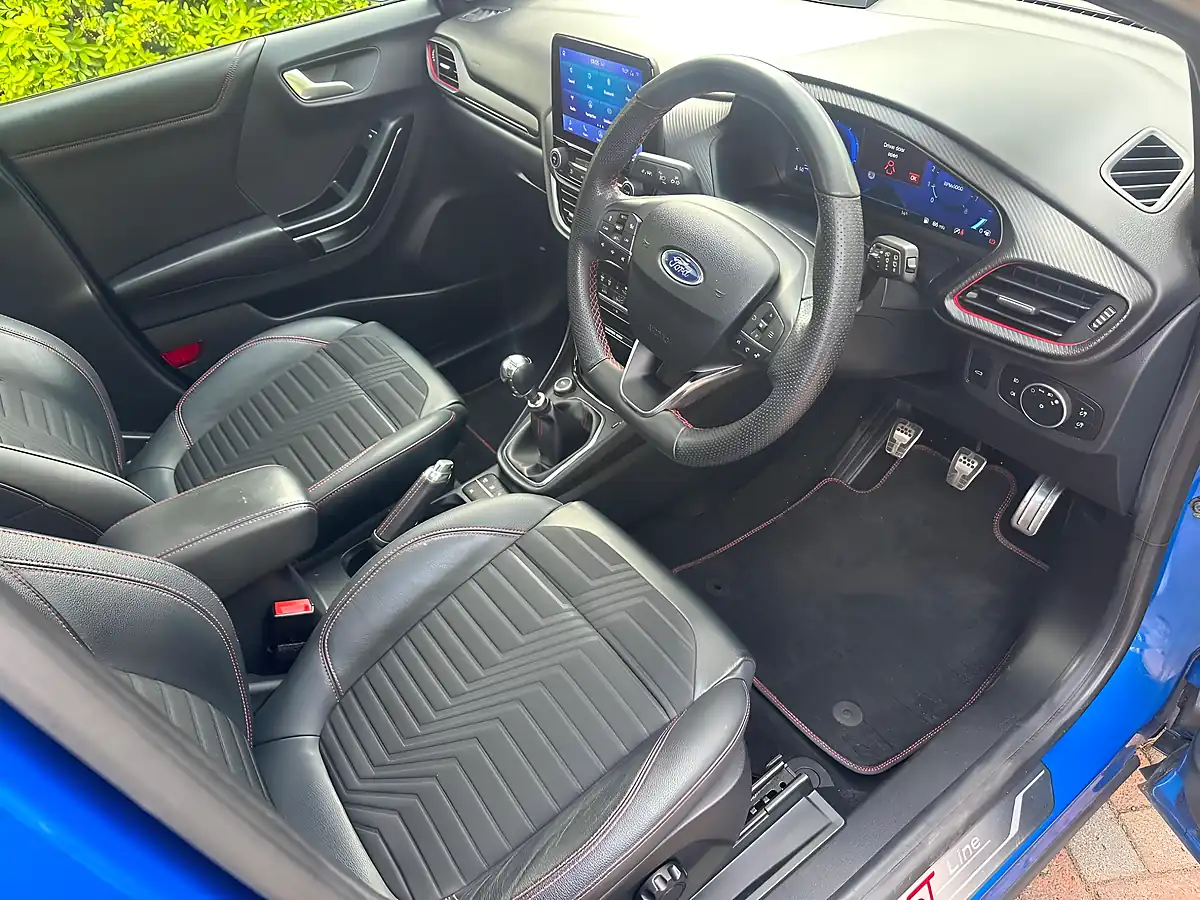 Used 2020 Ford Puma ST-Line X First Edition Plus Desert Island Blue - Interior and Exterior details 10