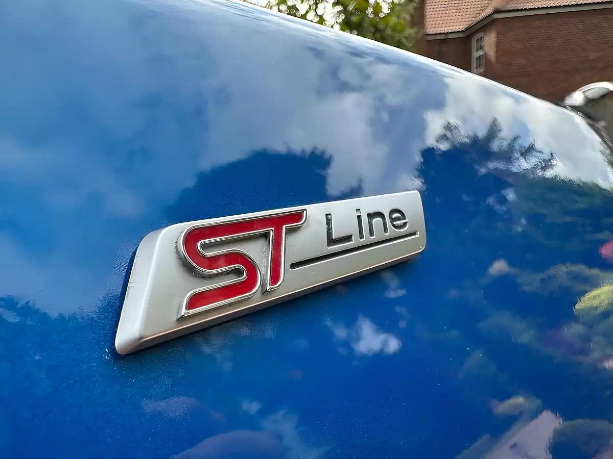 Used 2020 Ford Puma ST-Line X First Edition Plus Desert Island Blue - Interior and Exterior details 18