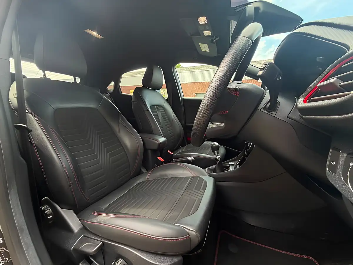 Used 2020 Ford Puma ST-Line X First Edition Silver - Interior and Exterior details 13