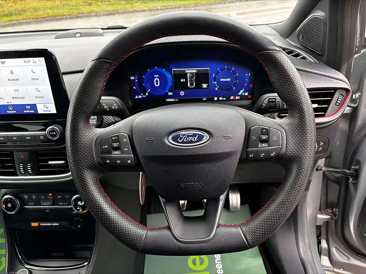 Used 2020 Ford Puma ST-Line X Silver - Interior and Exterior details 12