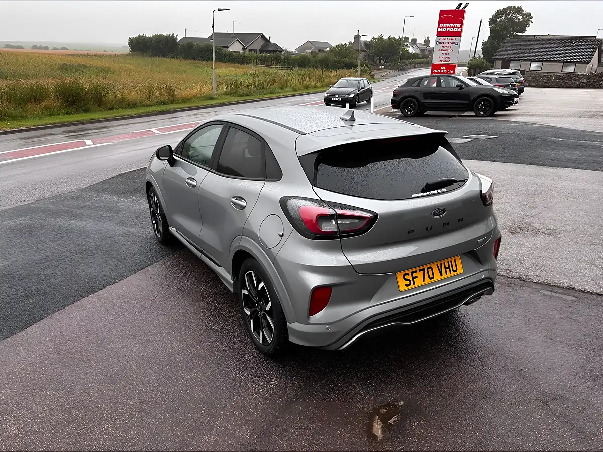 Used 2020 Ford Puma ST-Line X Silver - Interior and Exterior details 5