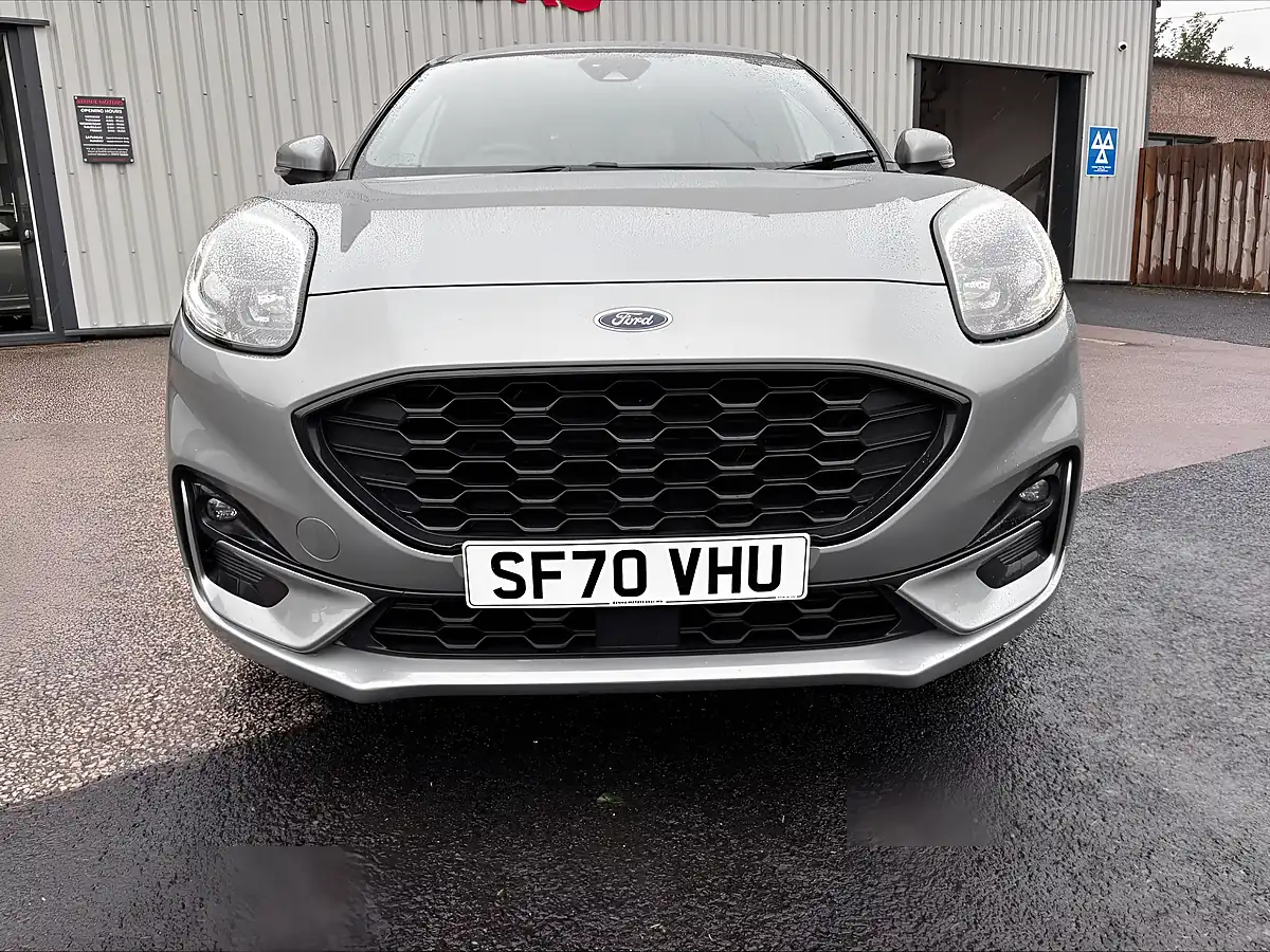Used 2020 Ford Puma ST-Line X Silver - Interior and Exterior details 8