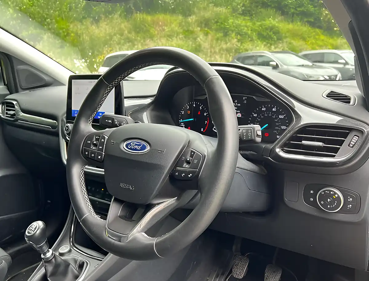 Used 2020 Ford Puma Titanium Black - Interior and Exterior details 11