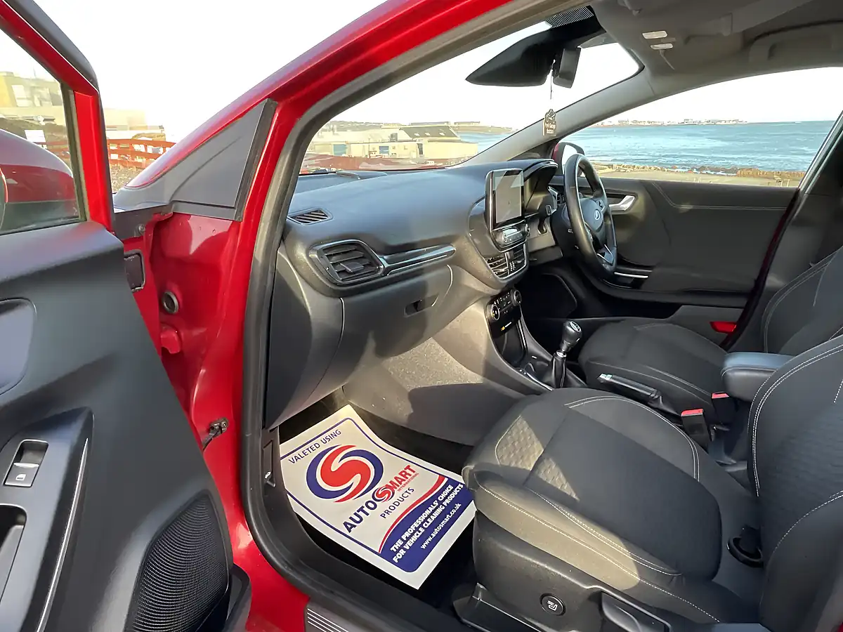 Used 2020 Ford Puma Titanium Red - Interior and Exterior details 11