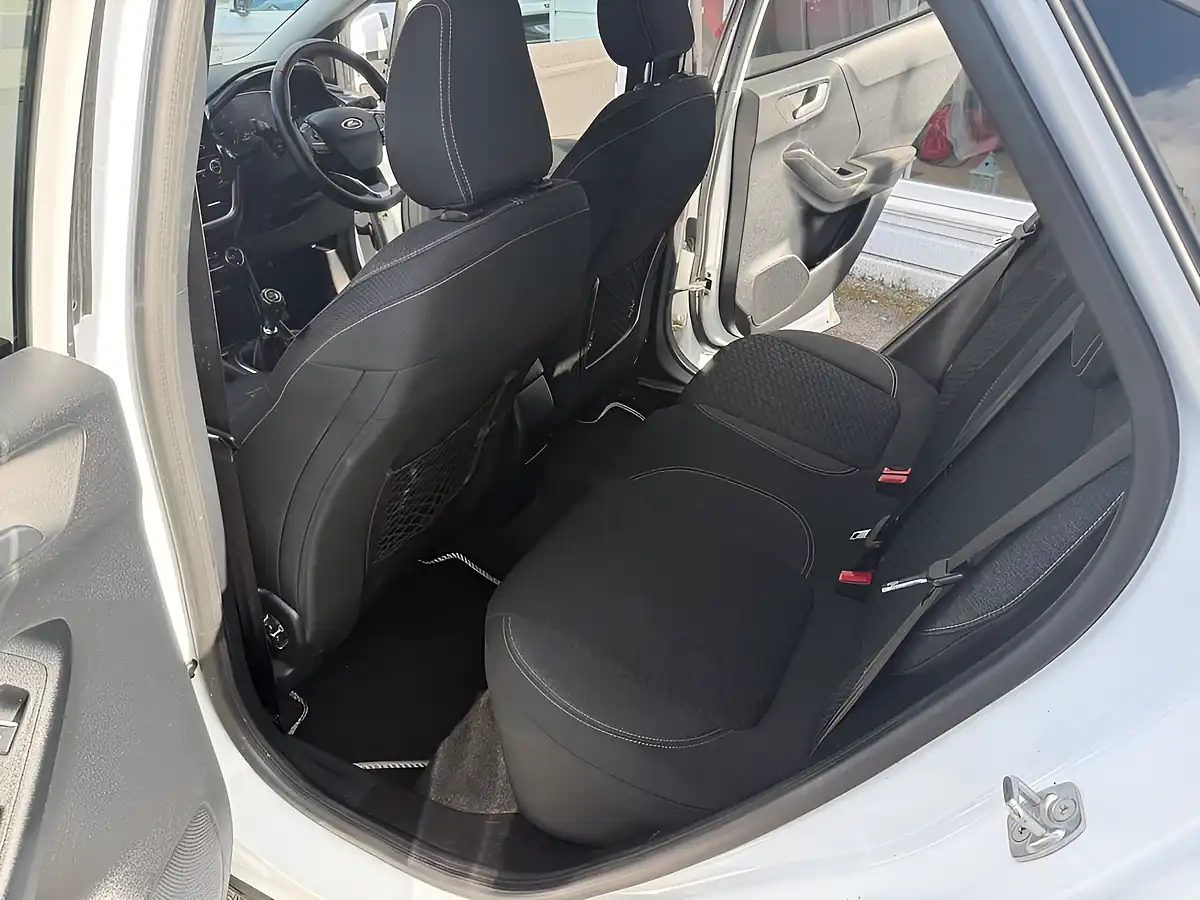 Used 2020 Ford Puma Titanium White - Interior and Exterior details 11