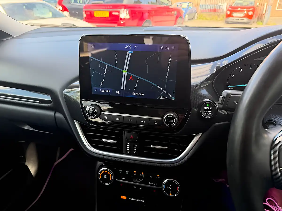 Used 2020 Ford Puma Titanium White - Interior and Exterior details 16