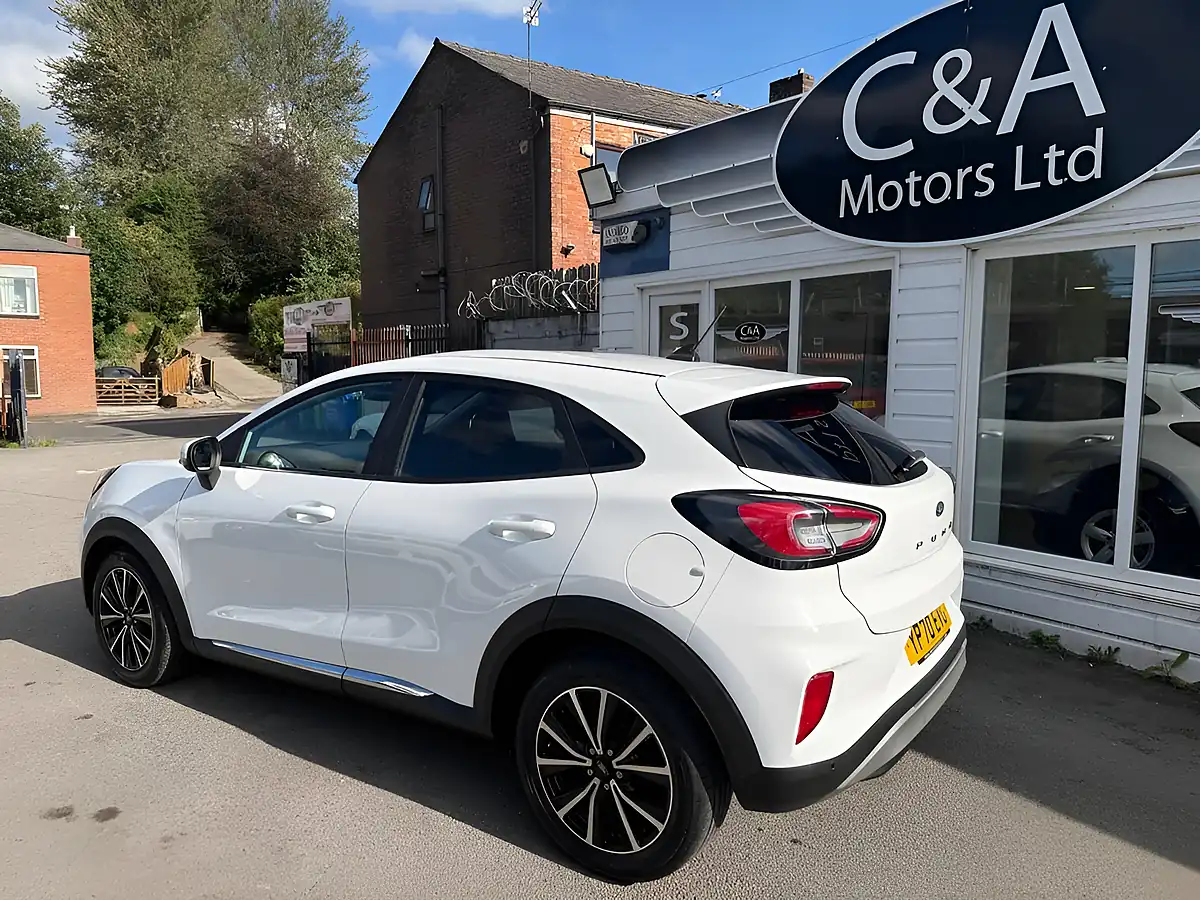 Used 2020 Ford Puma Titanium White - Interior and Exterior details 5