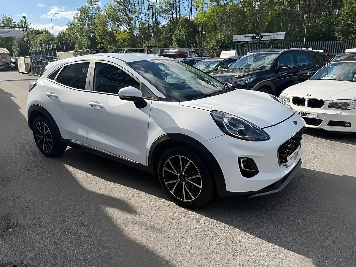 Used 2020 Ford Puma Titanium White - Interior and Exterior details 9
