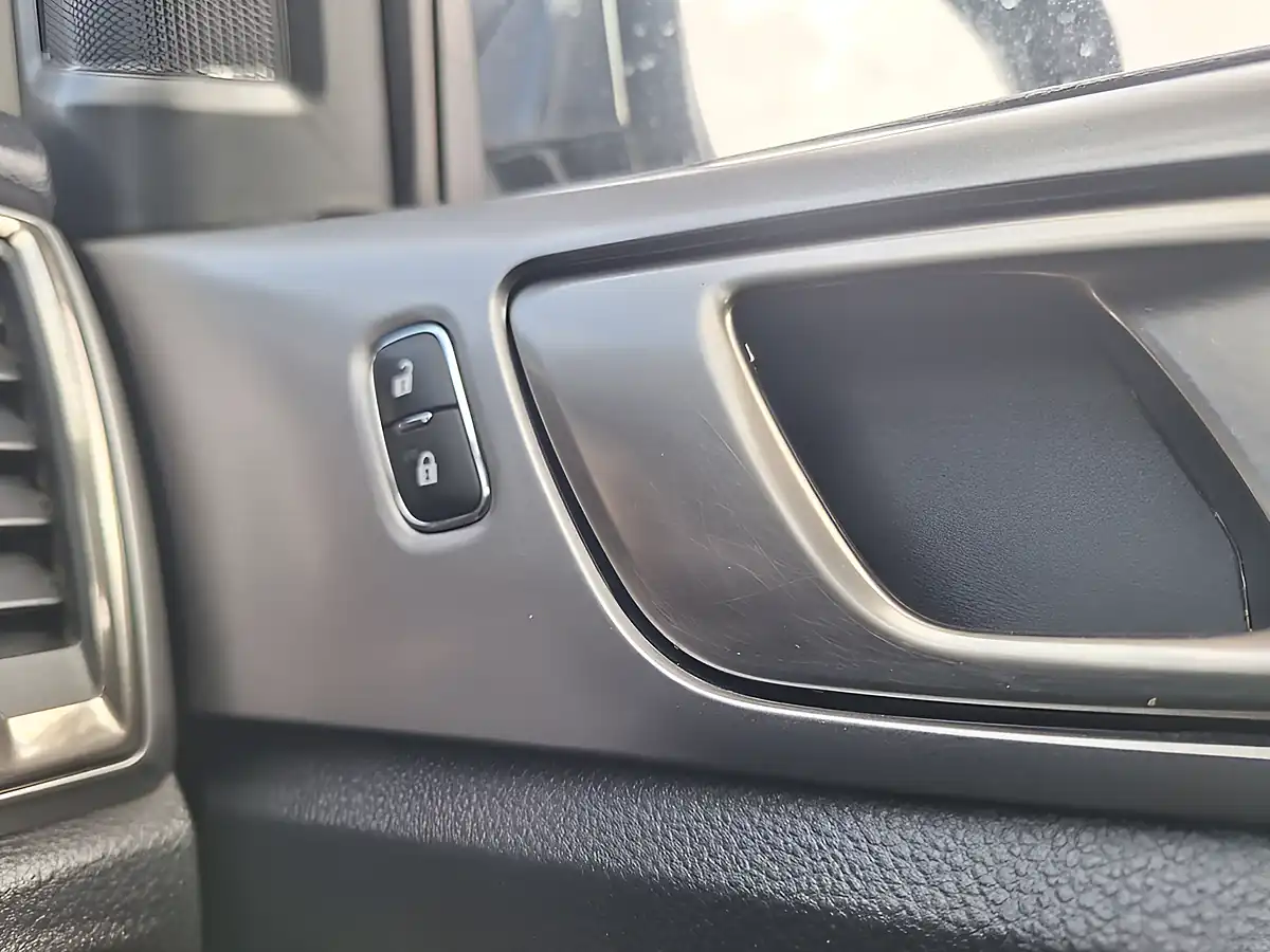 Used 2020 Ford Ranger Limited Black - Interior and Exterior details 18