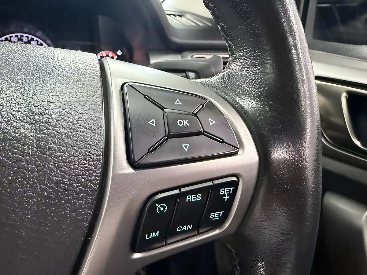 Used 2020 Ford Ranger Limited Black - Interior and Exterior details 2