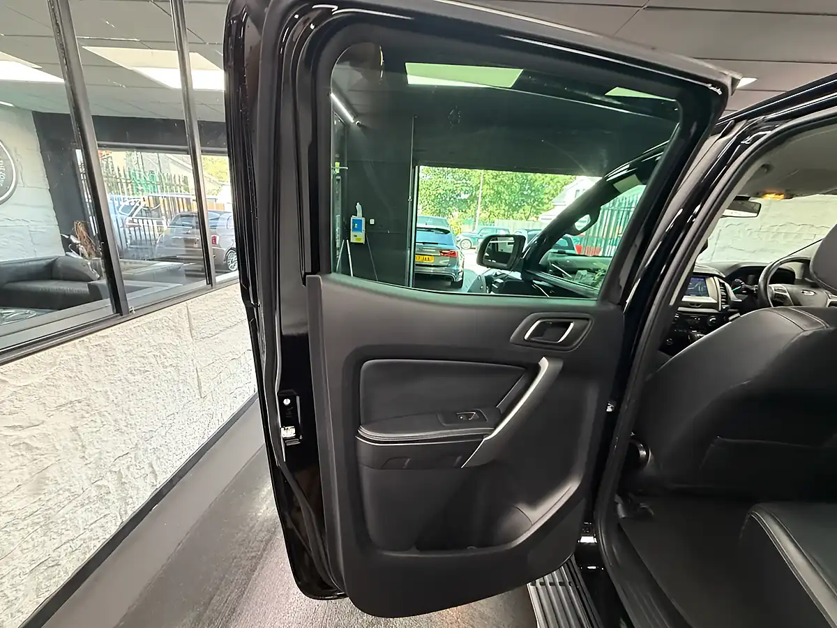 Used 2020 Ford Ranger Limited Black - Interior and Exterior details 7