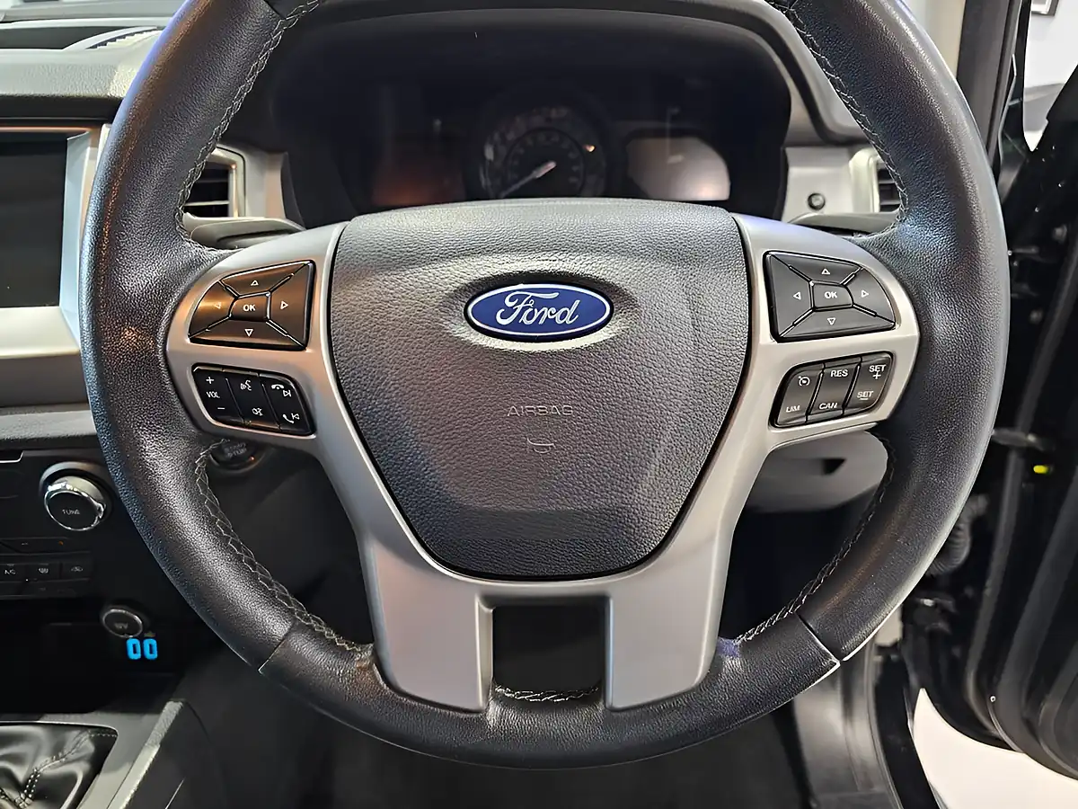 Used 2020 Ford Ranger Limited Black - Interior and Exterior details 14