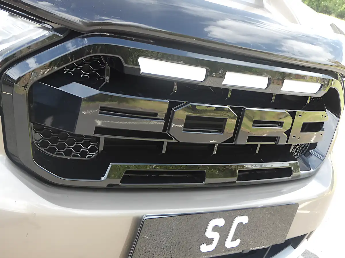 Used 2020 Ford Ranger Limited Silver - Interior and Exterior details 4