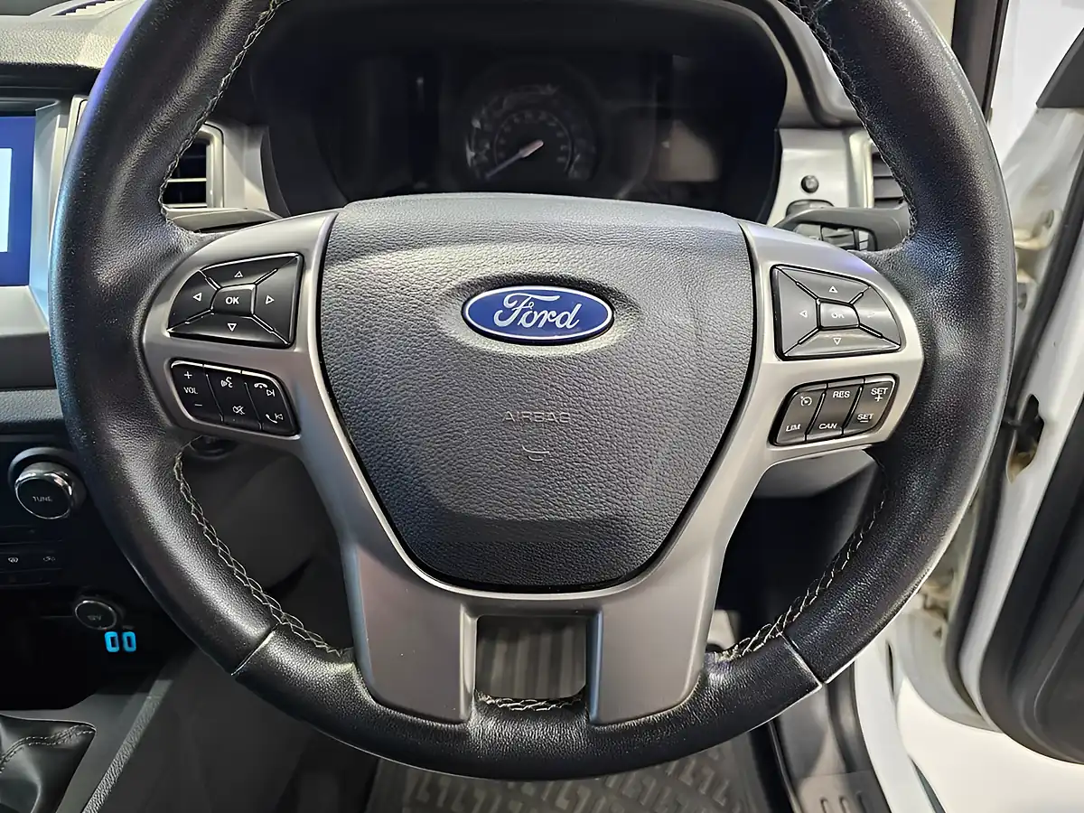 Used 2020 Ford Ranger Limited White - Interior and Exterior details 12