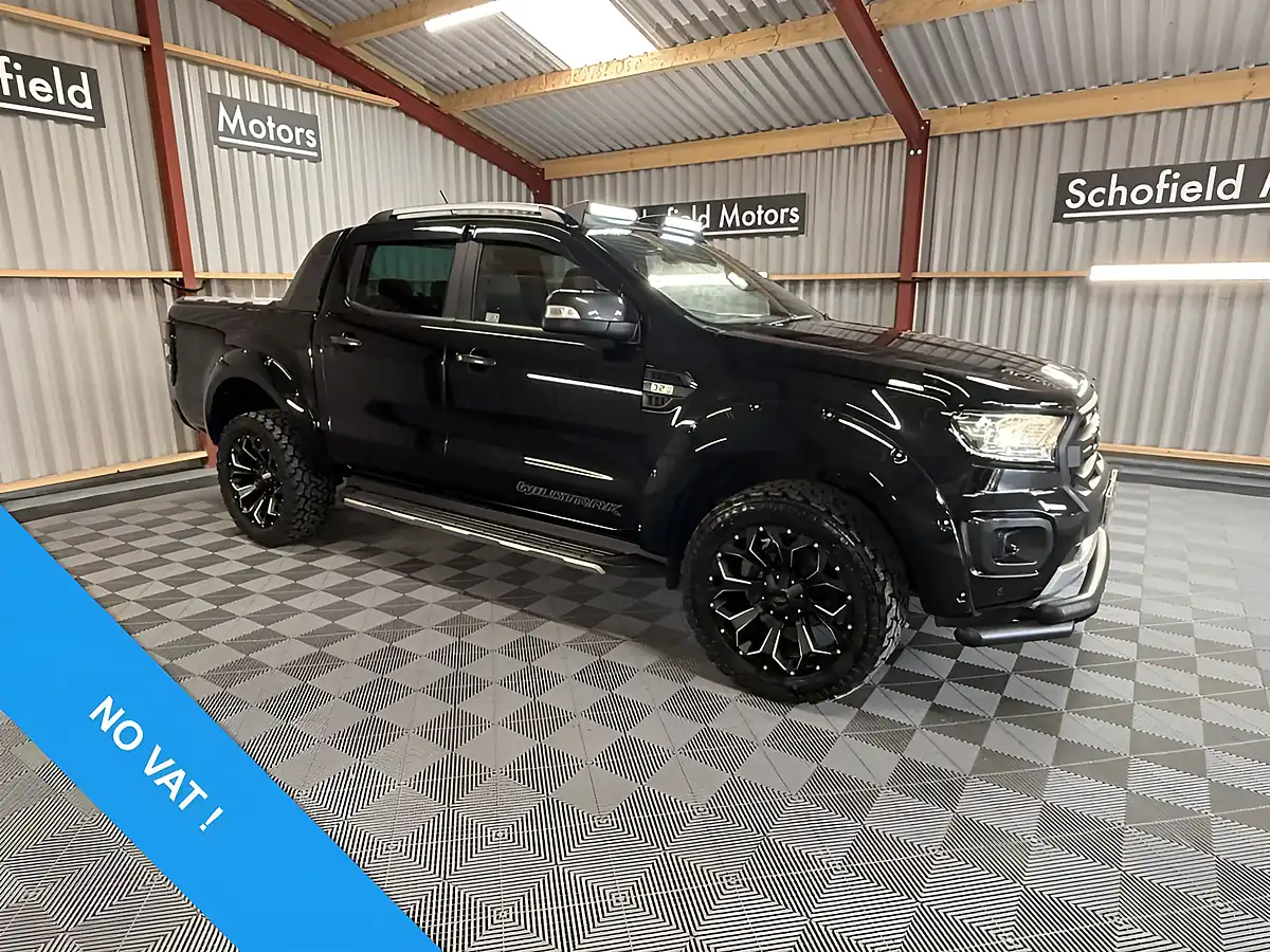 Used 2020 Ford Ranger Wildtrak Black - Front View