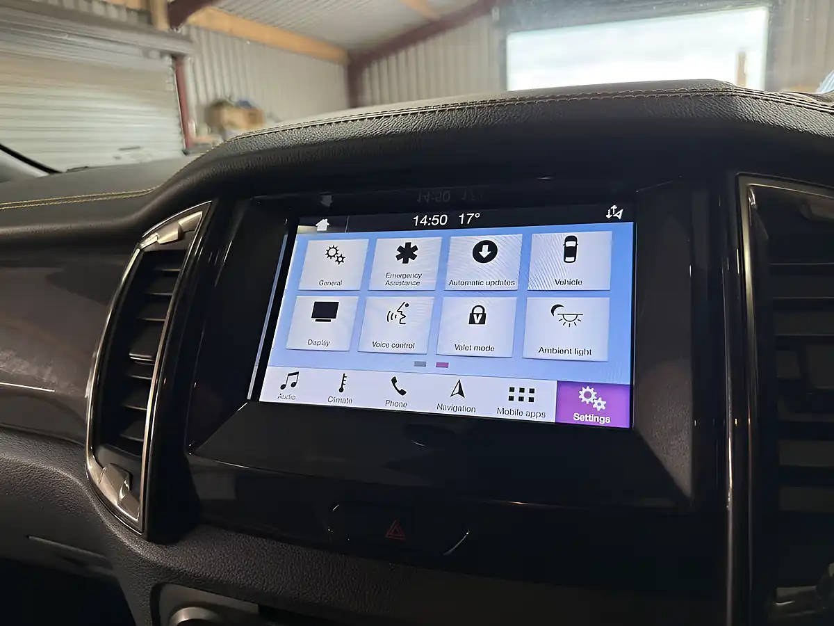 Used 2020 Ford Ranger Wildtrak Black - Interior and Exterior details 16