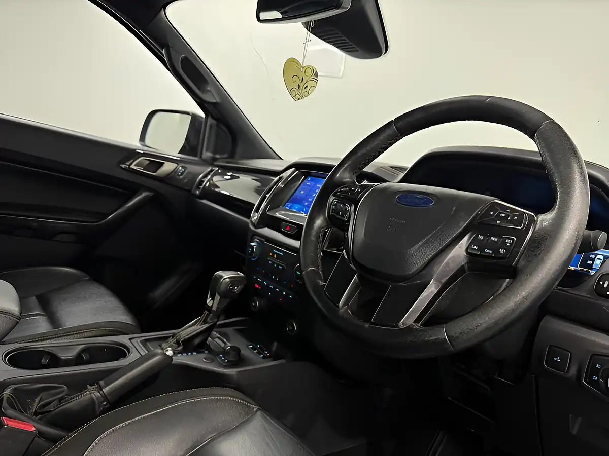Used 2020 Ford Ranger Wildtrak Black - Interior and Exterior details 11