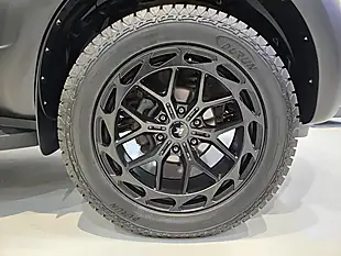Used 2020 Ford Ranger Wildtrak Grey - Interior and Exterior details 8