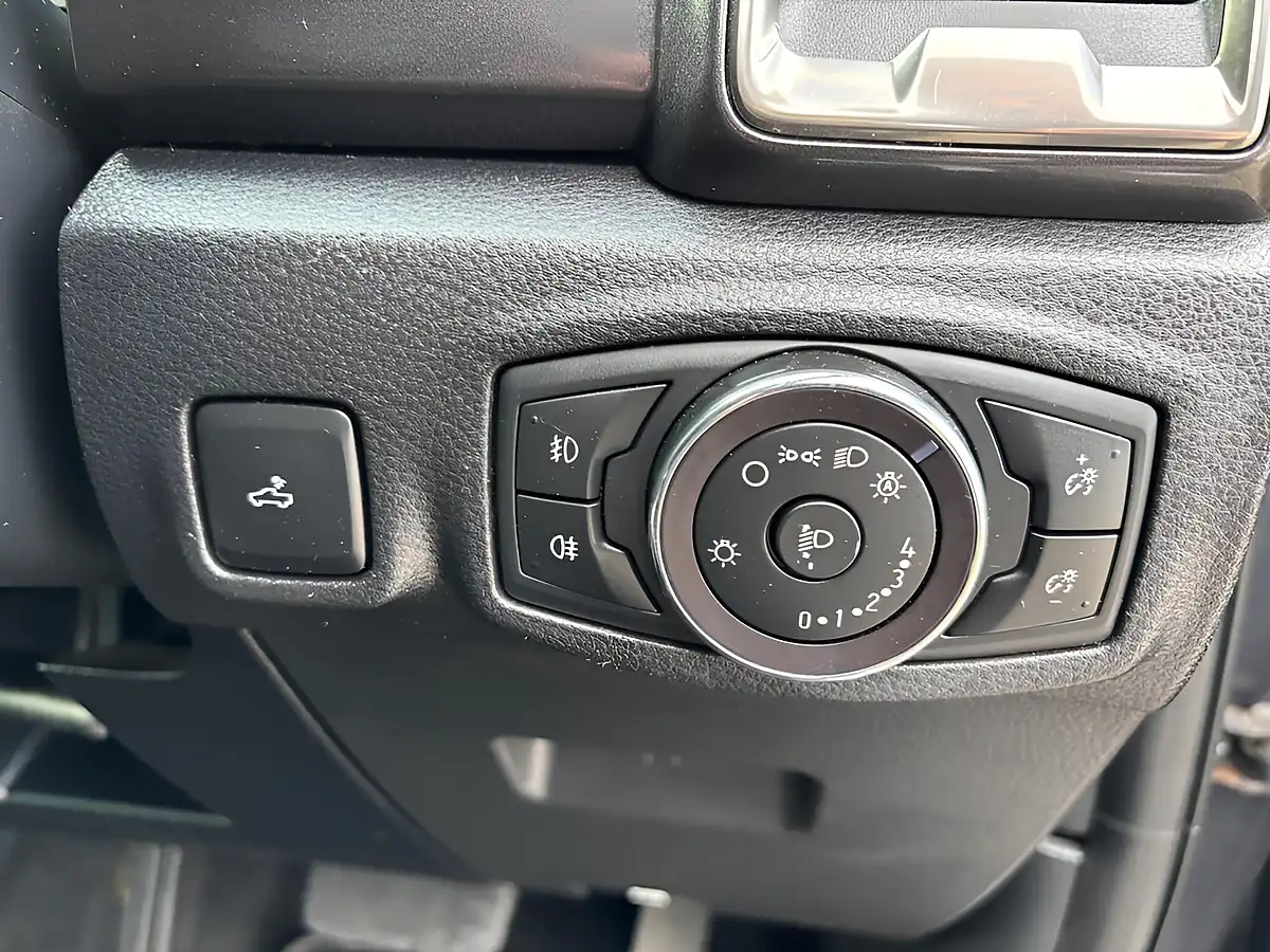Used 2020 Ford Ranger Wildtrak Grey - Interior and Exterior details 14
