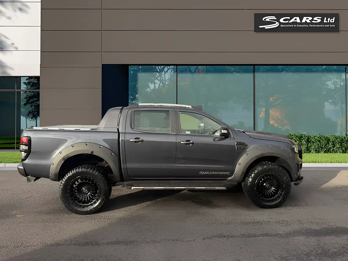 Used 2020 Ford Ranger Wildtrak Grey - Interior and Exterior details 5