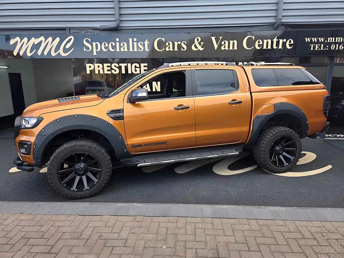 Used 2020 Ford Ranger Wildtrak Sabre Orange - Interior and Exterior details 3