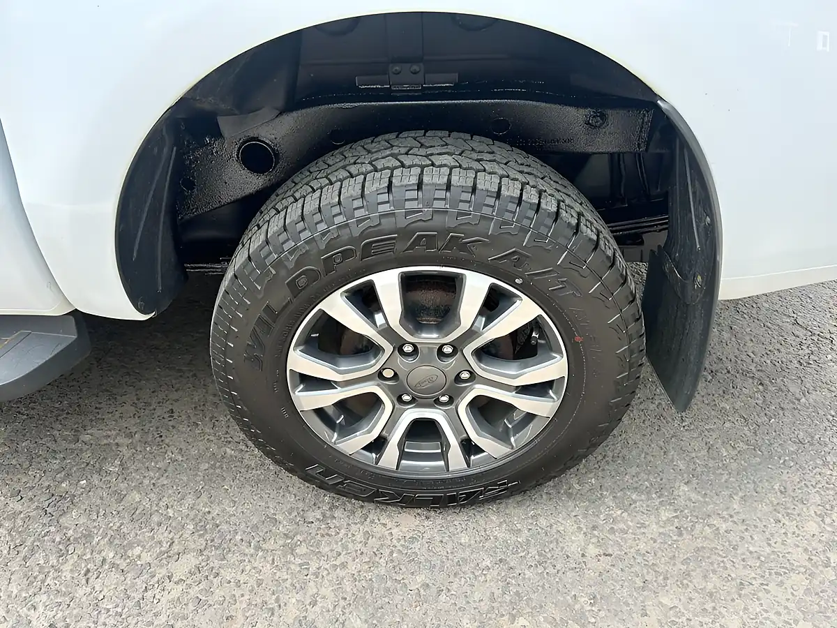Used 2020 Ford Ranger Wildtrak White - Interior and Exterior details 18
