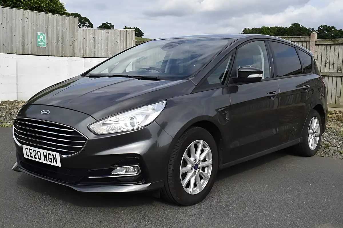 Used 2020 Ford S-Max Zetec Grey - Interior and Exterior details 3