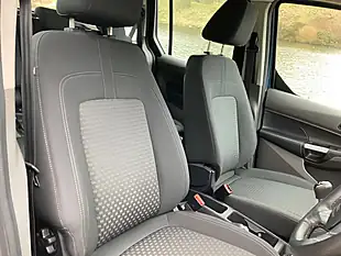 Used 2020 Ford Tourneo Connect Zetec Blue - Interior and Exterior details 15