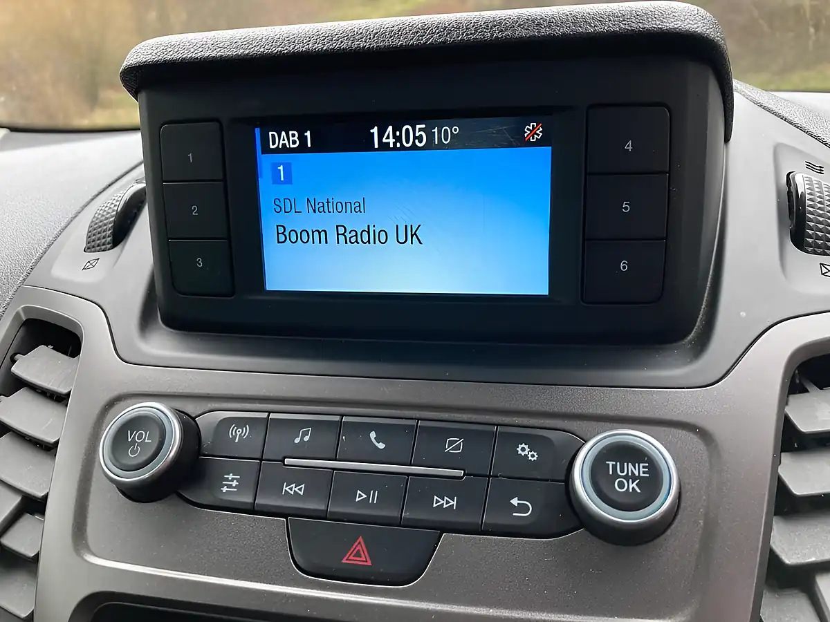Used 2020 Ford Tourneo Connect Zetec Blue - Interior and Exterior details 20