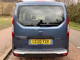 Used 2020 Ford Tourneo Connect Zetec Blue - Interior and Exterior details 4