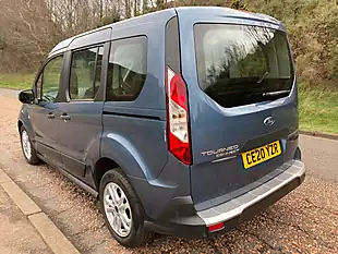 Used 2020 Ford Tourneo Connect Zetec Blue - Interior and Exterior details 5