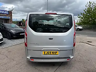 Used 2020 Ford Tourneo Custom Shuttle L2 Silver - Interior and Exterior details 10