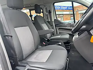Used 2020 Ford Tourneo Custom Shuttle L2 Silver - Interior and Exterior details 12