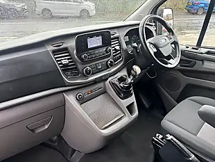 Used 2020 Ford Tourneo Custom Shuttle L2 Silver - Interior and Exterior details 19