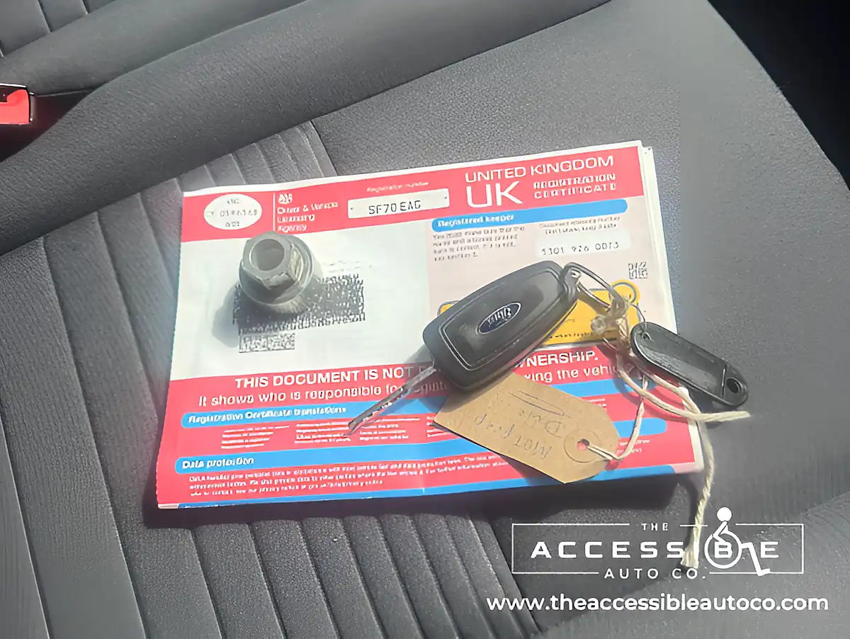 Used 2020 Ford Tourneo Custom Titanium Blue - Interior and Exterior details 10