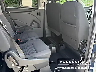 Used 2020 Ford Tourneo Custom Titanium Blue - Interior and Exterior details 8