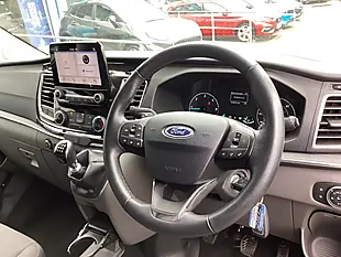 Used 2020 Ford Tourneo Custom Titanium Blue - Interior and Exterior details 13