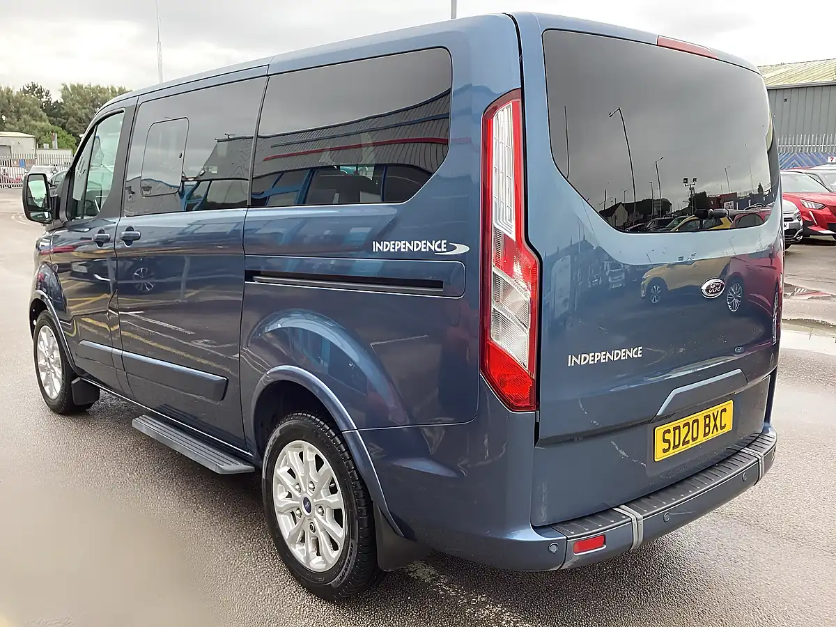 Used 2020 Ford Tourneo Custom Titanium Blue - Interior and Exterior details 2