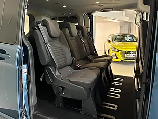 Used 2020 Ford Tourneo Custom Titanium Blue - Interior and Exterior details 12